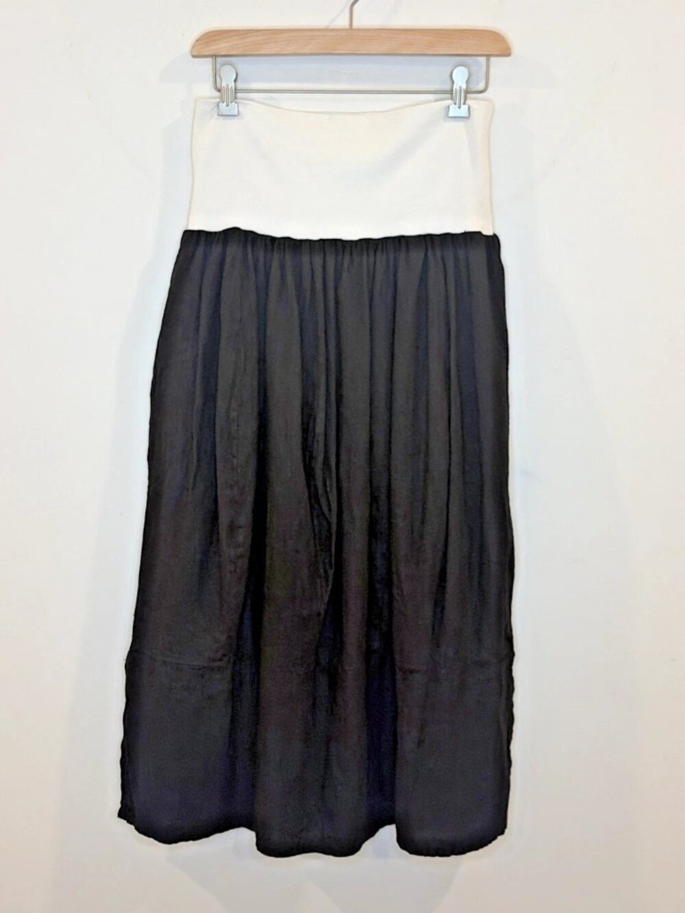 NWT Jewel Toffier Linen Midi Skirt One Size Black Stretch Waist Boho Made in USA